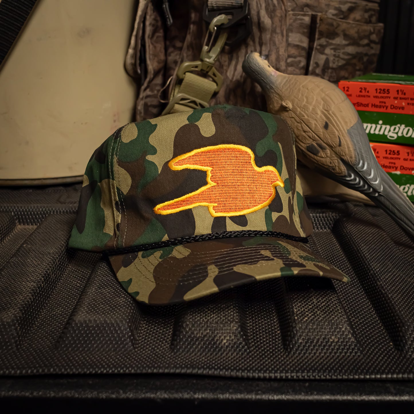 DOVE THIRTY™ | CLASSIC SOLO BIRD | WOODLAND