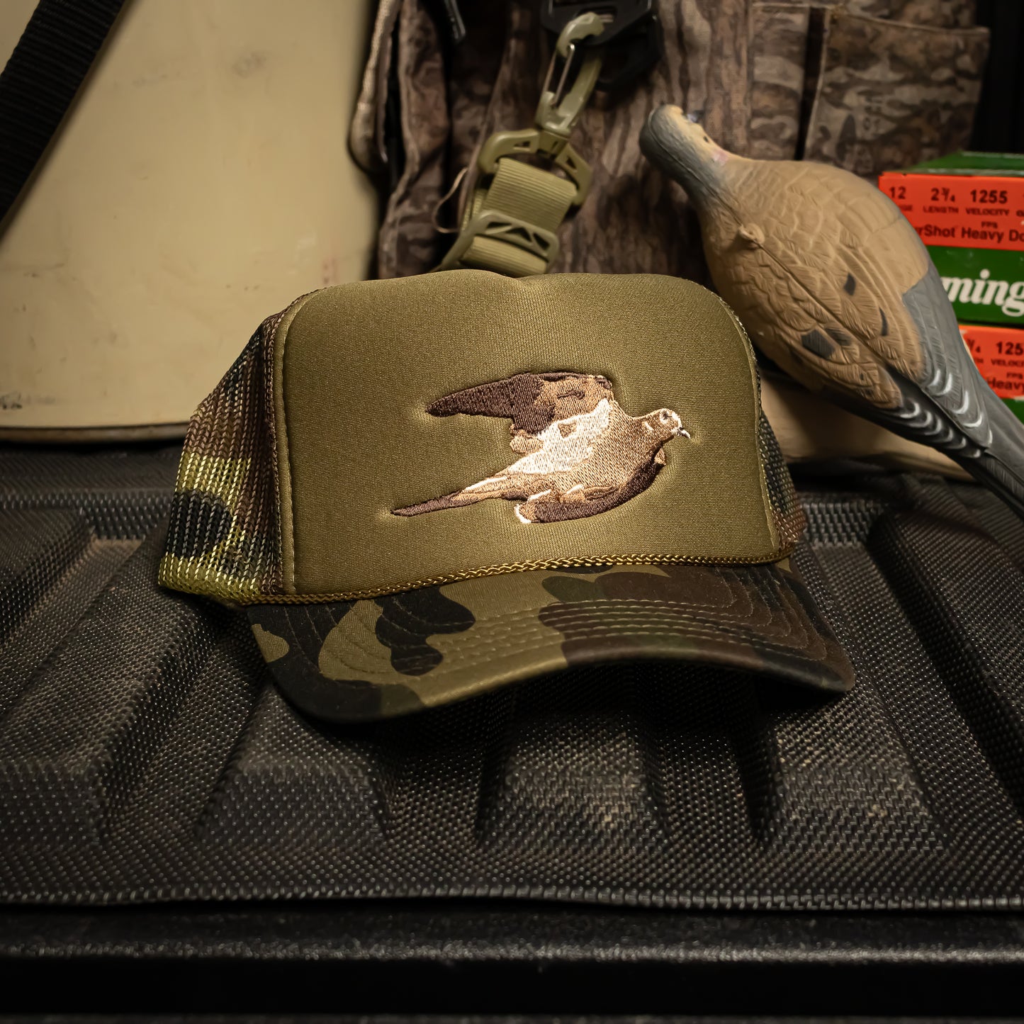 DOVE THIRTY™ | COLORED SOLO BIRD | OLIVE