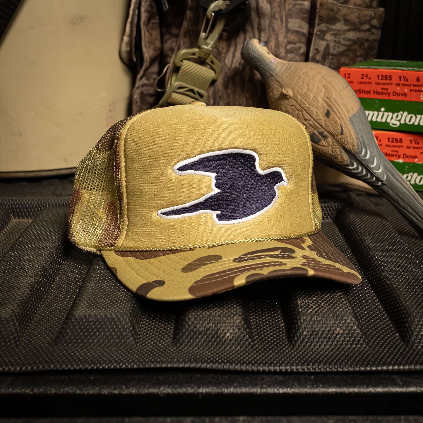 DOVE THIRTY™ | CLASSIC SOLO BIRD | TAN - NAVY