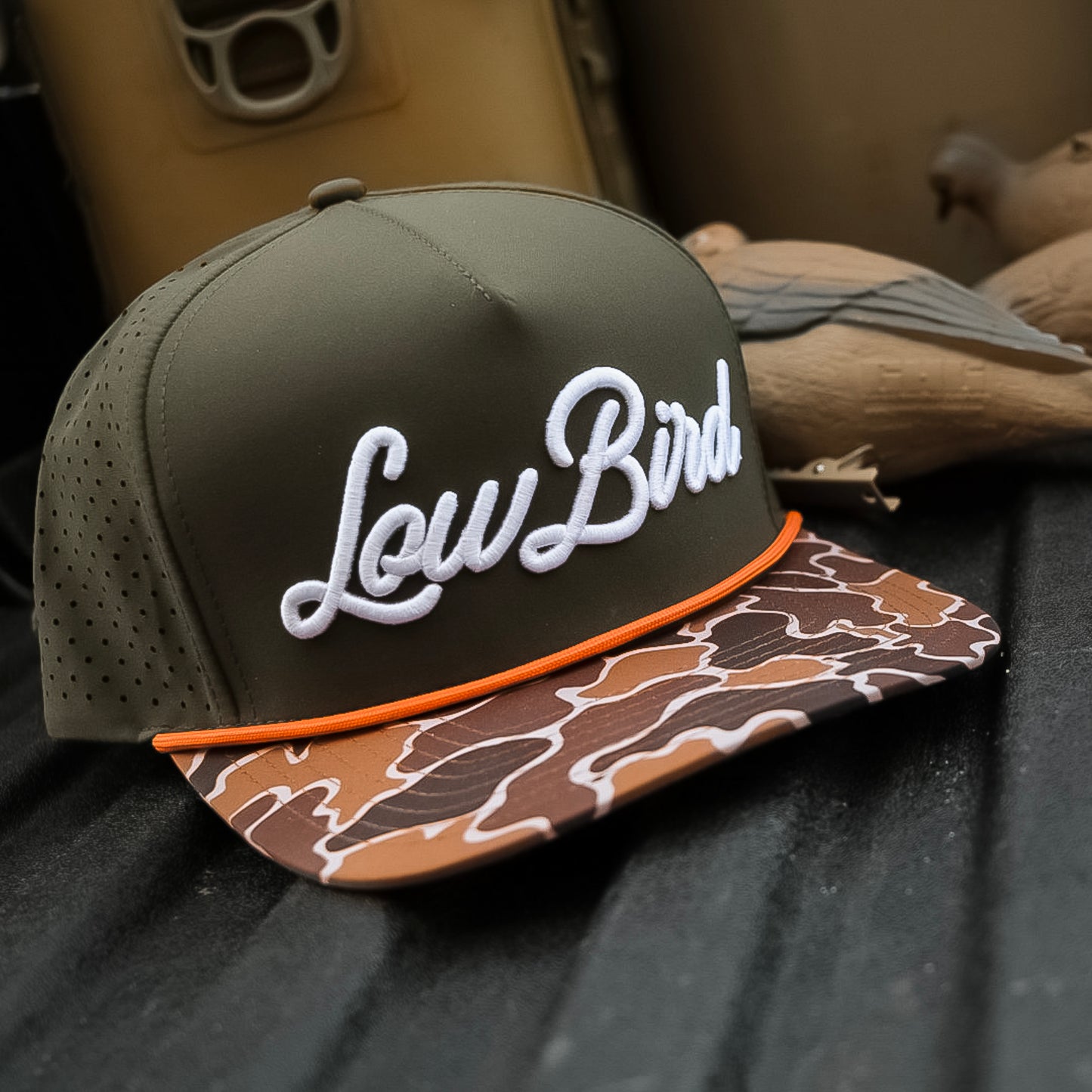 DOVE THIRTY™ | PREMIUM TRUCKER | LOW BIRD